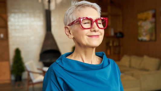 The Science Behind Reading Glasses: Why Does Everyone Get Presbyopia?